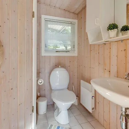 Hwelp - 200m From The Sea By Interhome Sæby